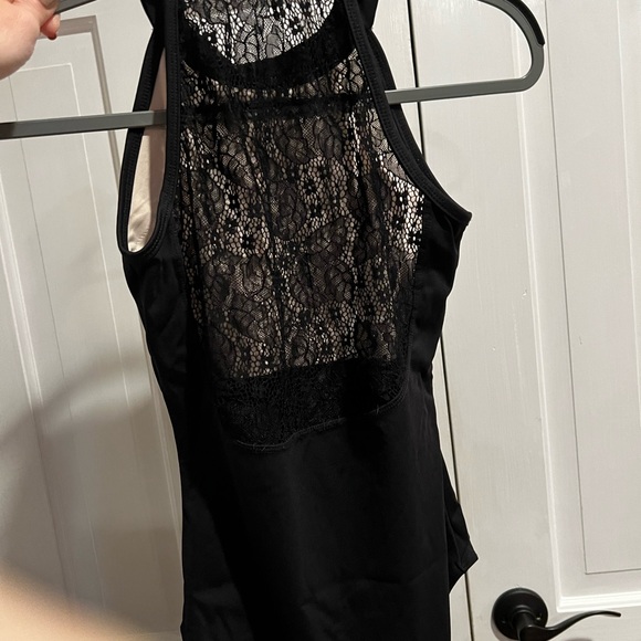 3 Leotards - Picture 3 of 9